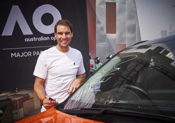 Kia Motors и Рафаель Надаль представили официальные автомобили Australian Open 2020